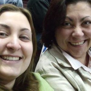 Meet your Posher, Gloria